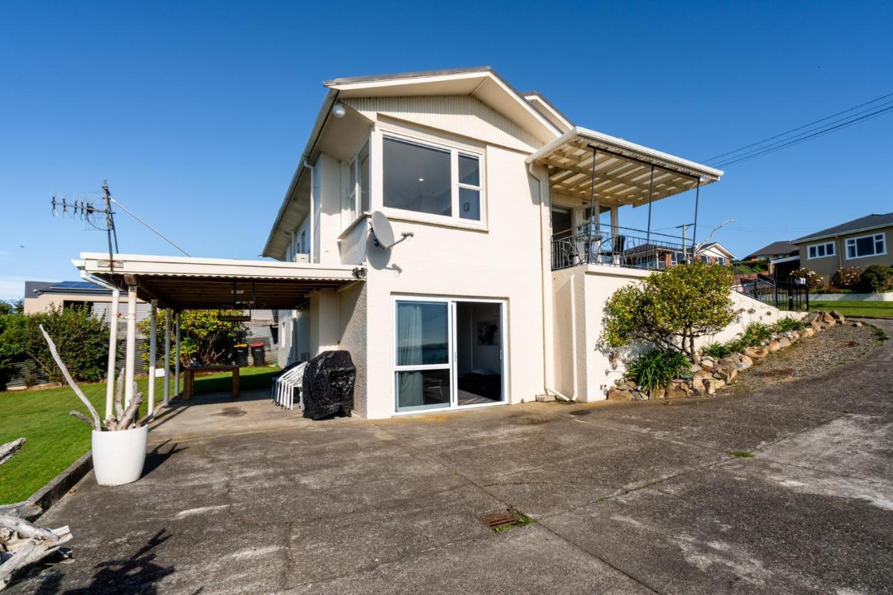 Riverton Views Exterior photo